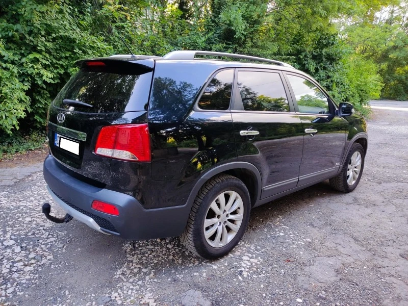 Kia Sorento 2.4i 4WD, снимка 5 - Автомобили и джипове - 46580675