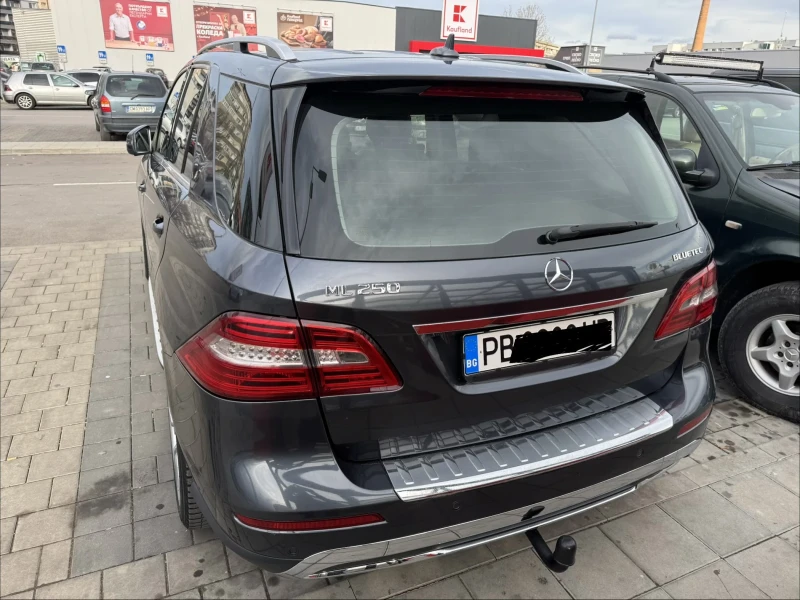 Mercedes-Benz ML 250 AMG , снимка 5 - Автомобили и джипове - 53421051