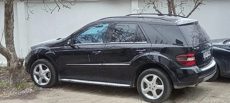 Mercedes-Benz ML 320 Подгряване седалки, електрически багажник, снимка 3 - Автомобили и джипове - 49547037