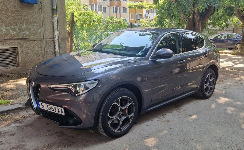 Alfa Romeo Stelvio Q4 2.2 t Executive Q4, EURO 6B, снимка 3 - Автомобили и джипове - 52533407