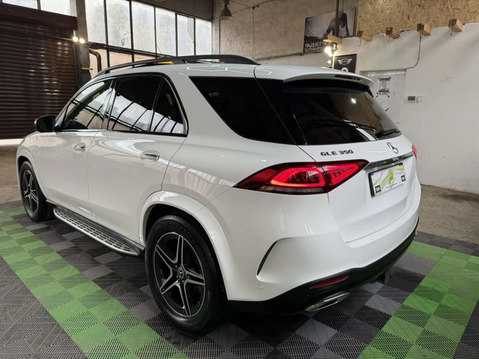 Mercedes-Benz GLE 350 4Matic AMG Pano 360Cam Head-Up 100хил.км. - изображение 6
