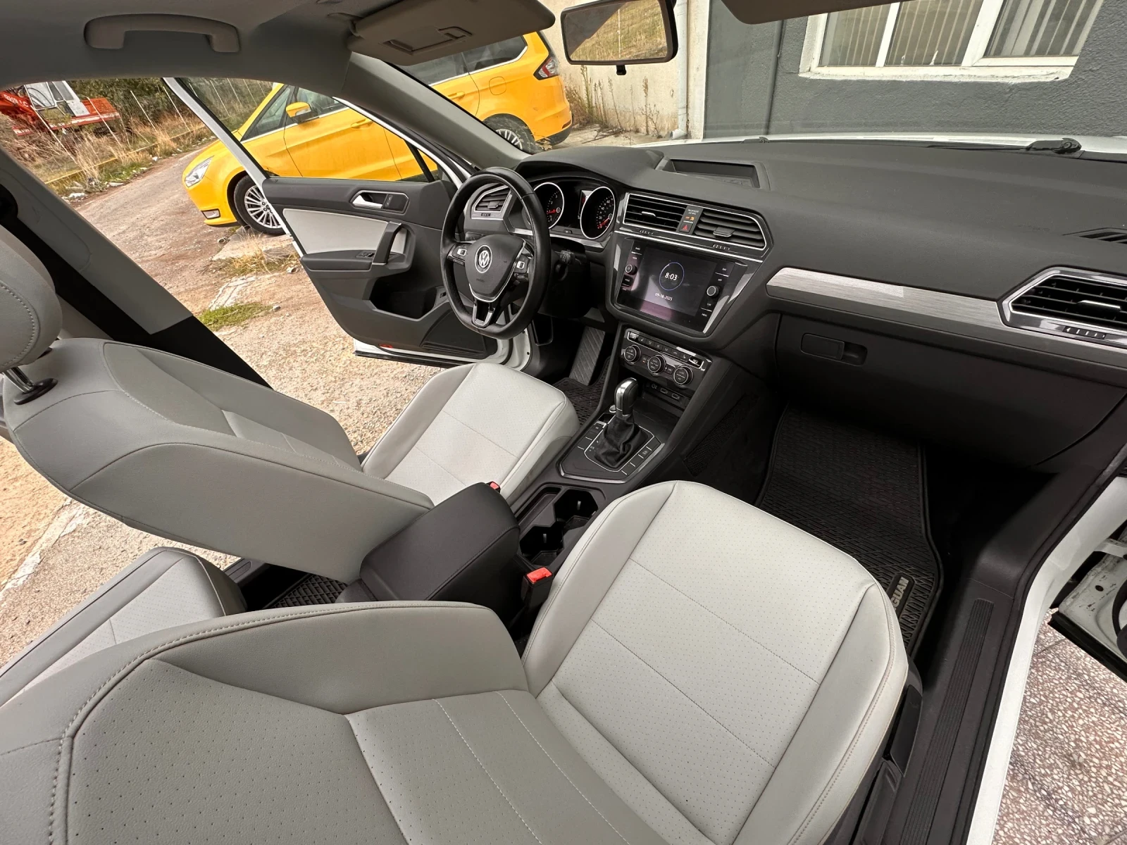 VW Tiguan Allspace 2.0 TFS SEL КУПИ СЕГА 100300км - изображение 10