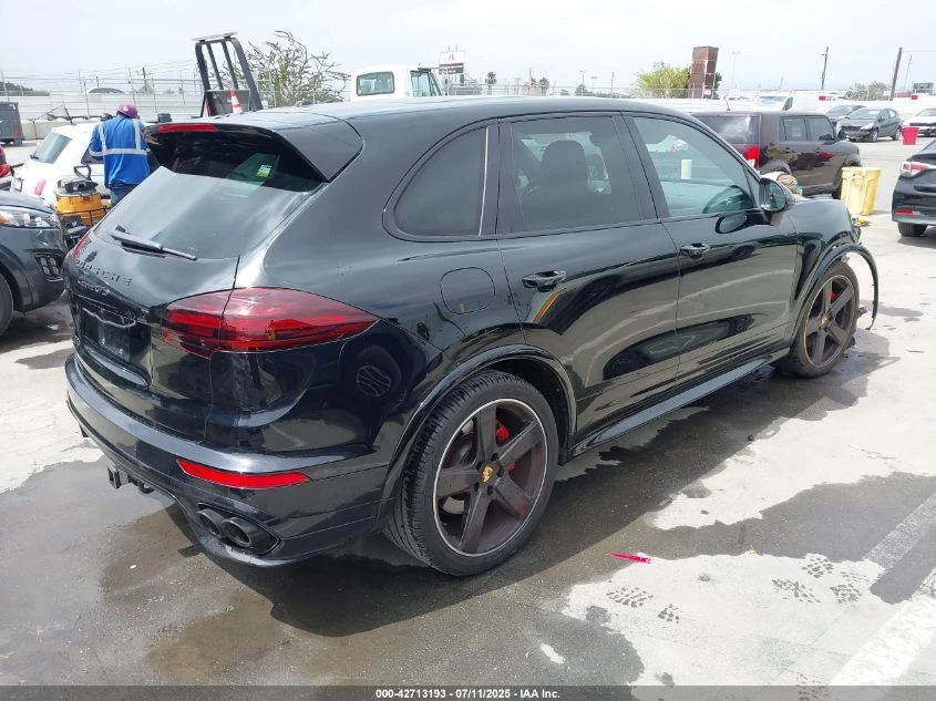Porsche Cayenne 2016 PORSCHE CAYENNE GTS - изображение 9