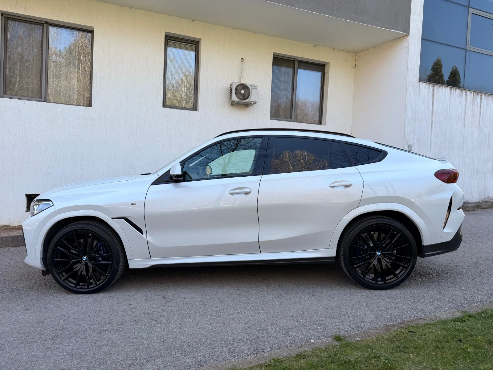 BMW X6 4.0d / M-OPTIC / LASER, снимка 4 - Автомобили и джипове - 54258679