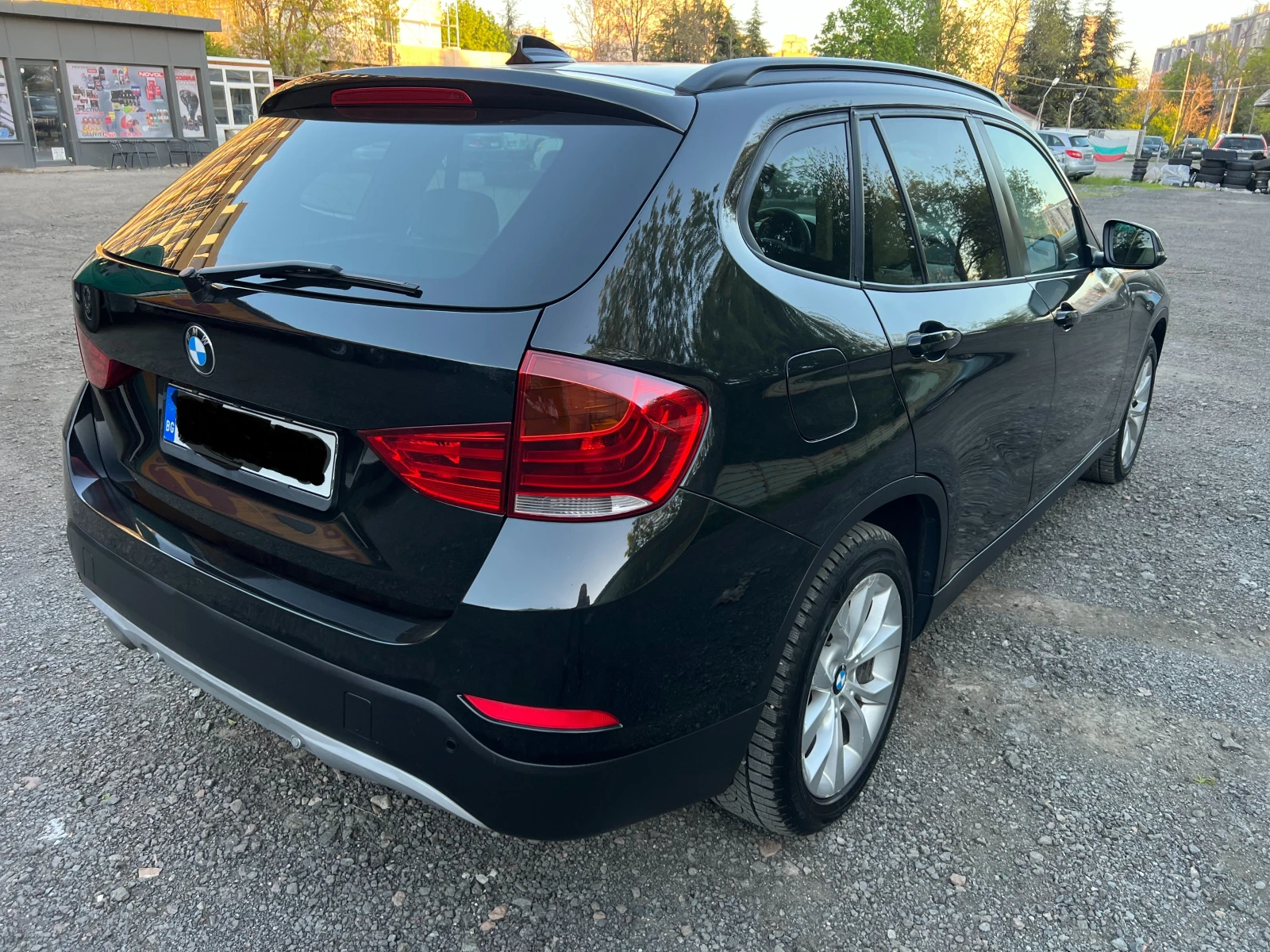 BMW X1  2.0D Xdrive SHADOW line ПАНОРАМА , снимка 5 - Автомобили и джипове - 54336044