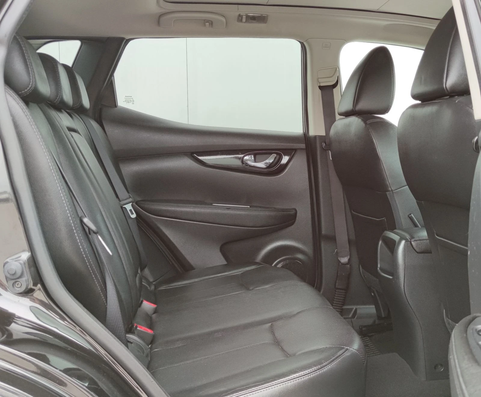 Nissan Qashqai 1.6DCI* 131к.с* 4x4* , снимка 14 - Автомобили и джипове - 54478594