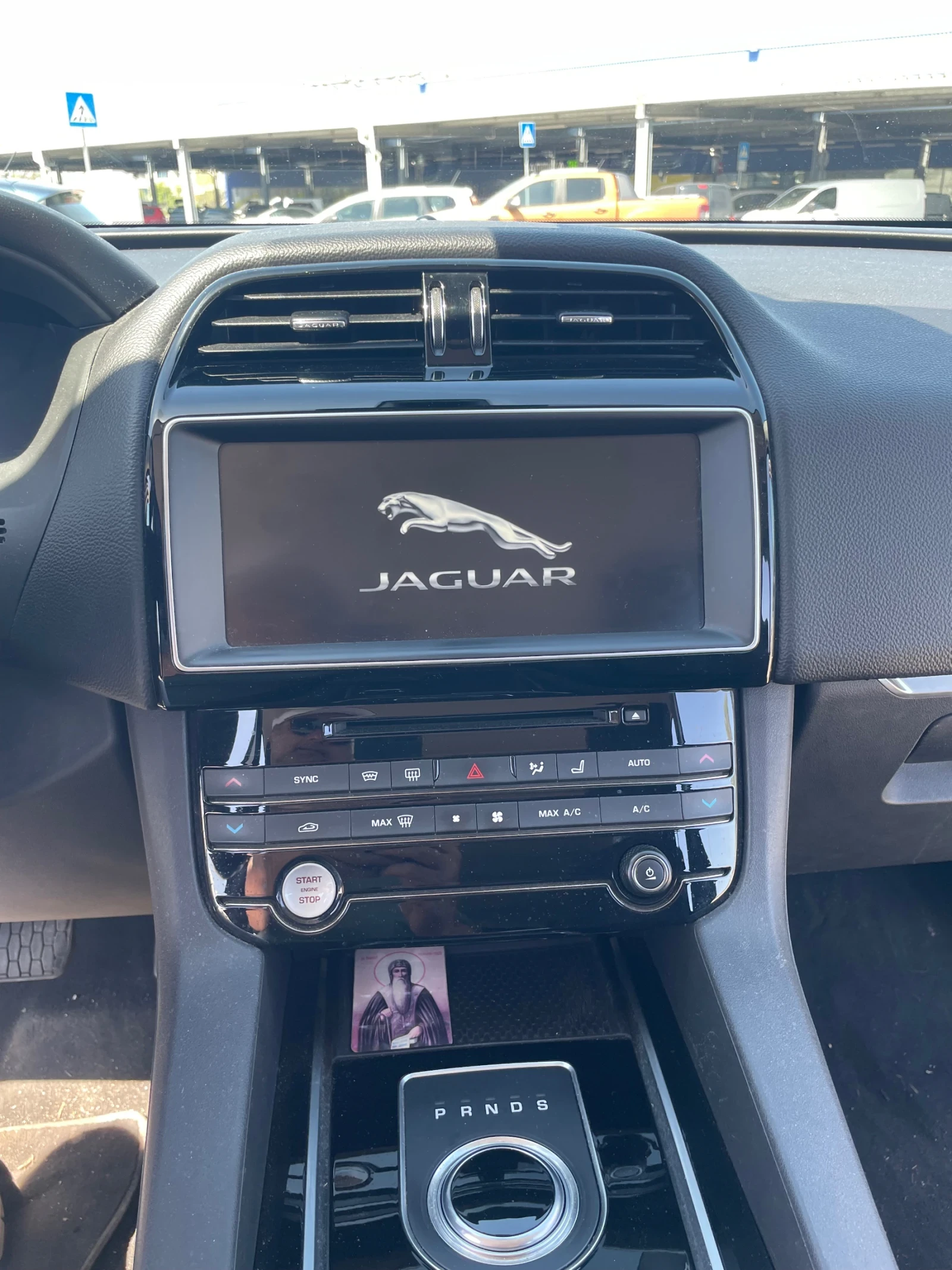 Jaguar F-PACE 2000 D PORTFOLIO , снимка 8 - Автомобили и джипове - 54816831