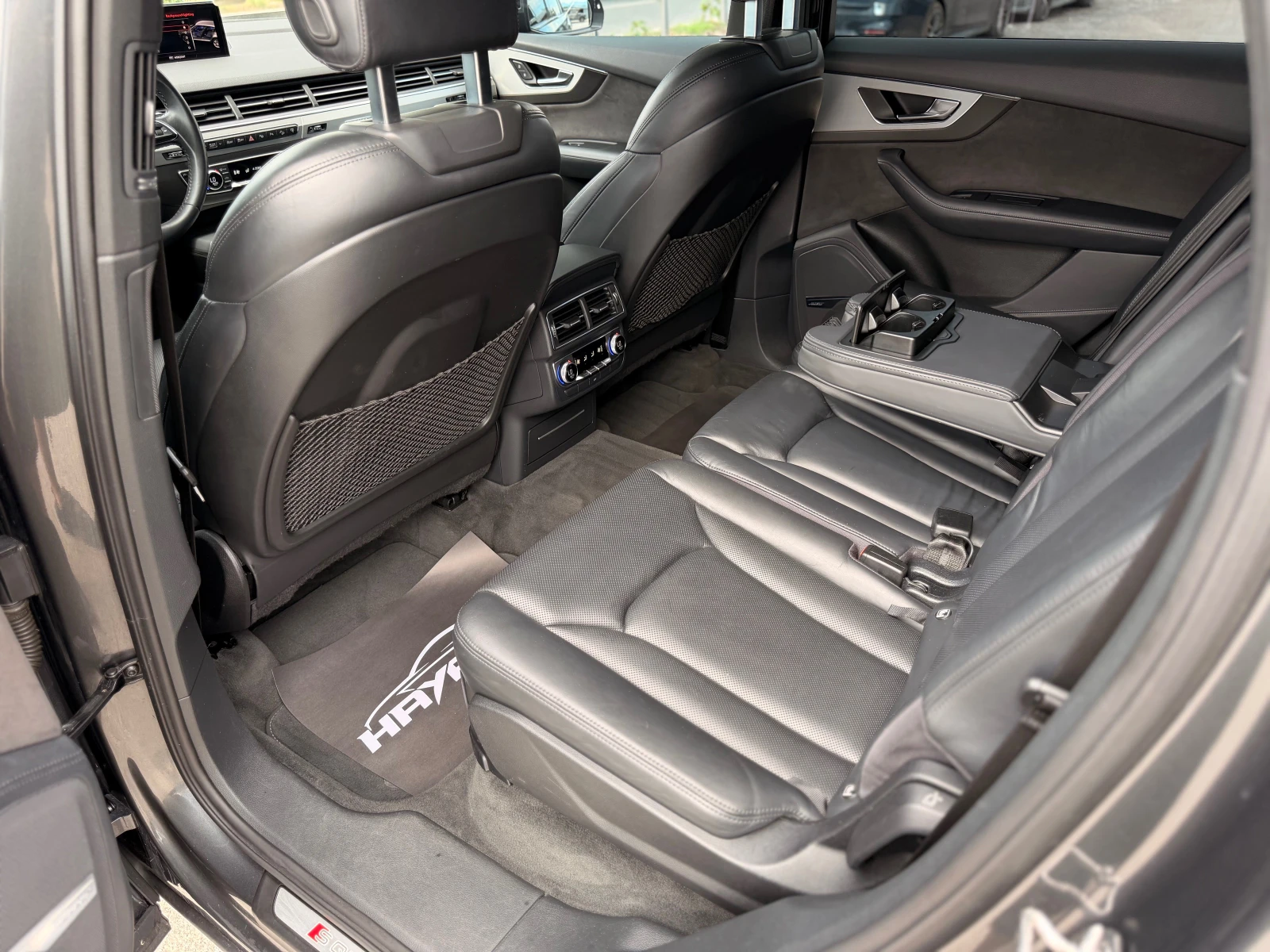 Audi SQ7 4.0TDI= V8T= QUATTRO= MATRIX= МАСАЖ= 36* КАМЕРА= , снимка 14 - Автомобили и джипове - 54961228