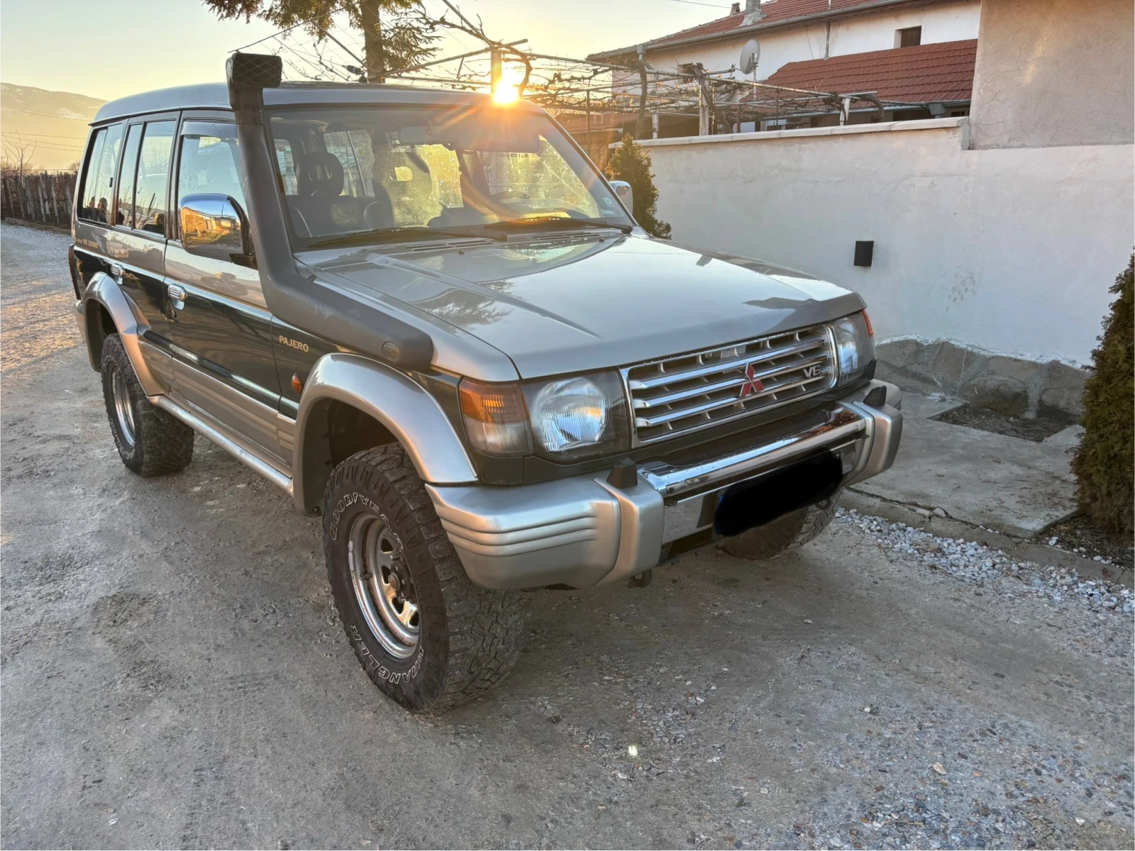 Mitsubishi Pajero 3.0 V6 177hp , снимка 10 - Автомобили и джипове - 55456602