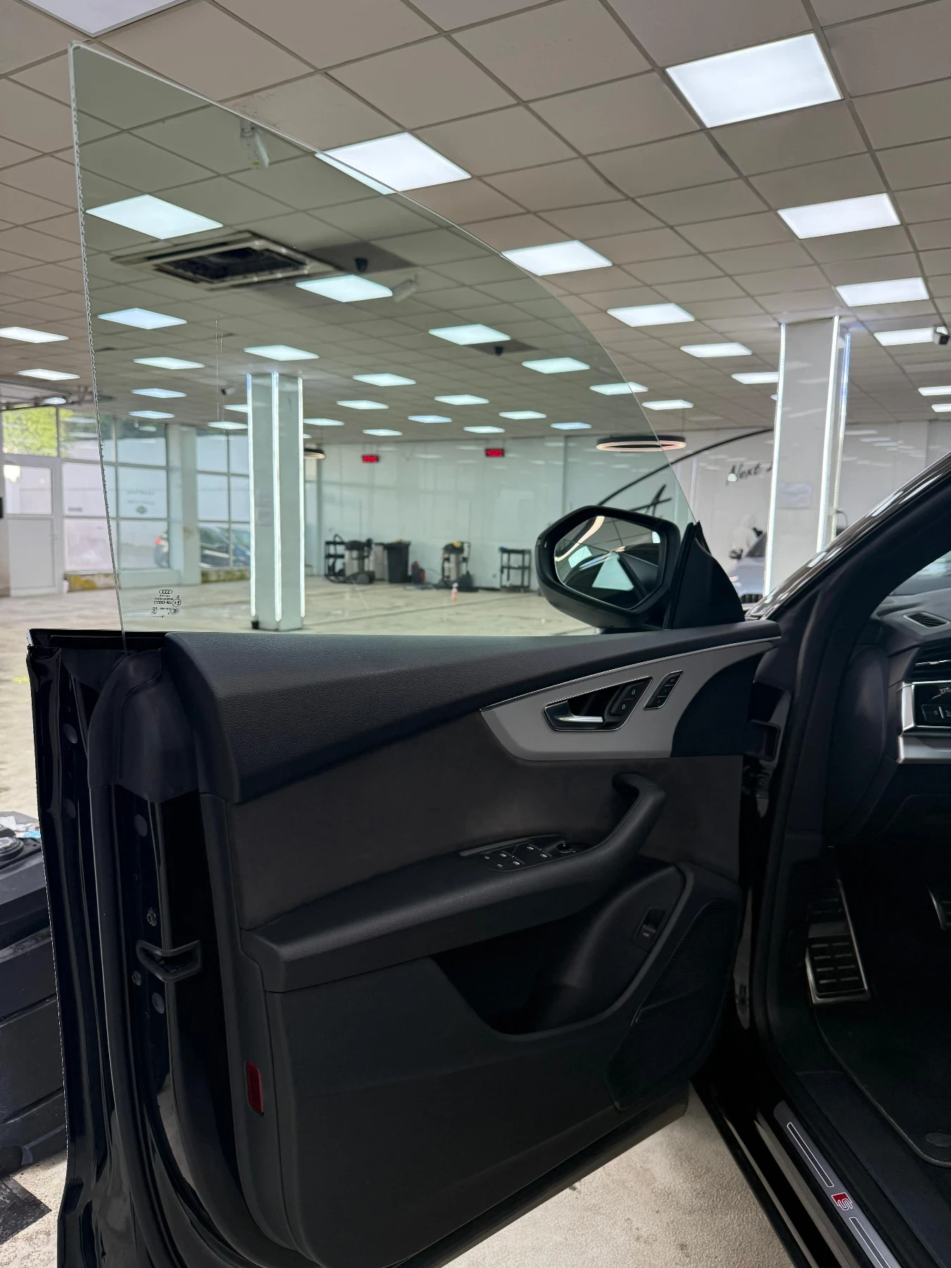 Audi Q8 Audi q8 S-line, снимка 13 - Автомобили и джипове - 56253643