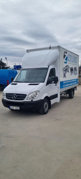 ������ Mercedes-Benz Sprint...