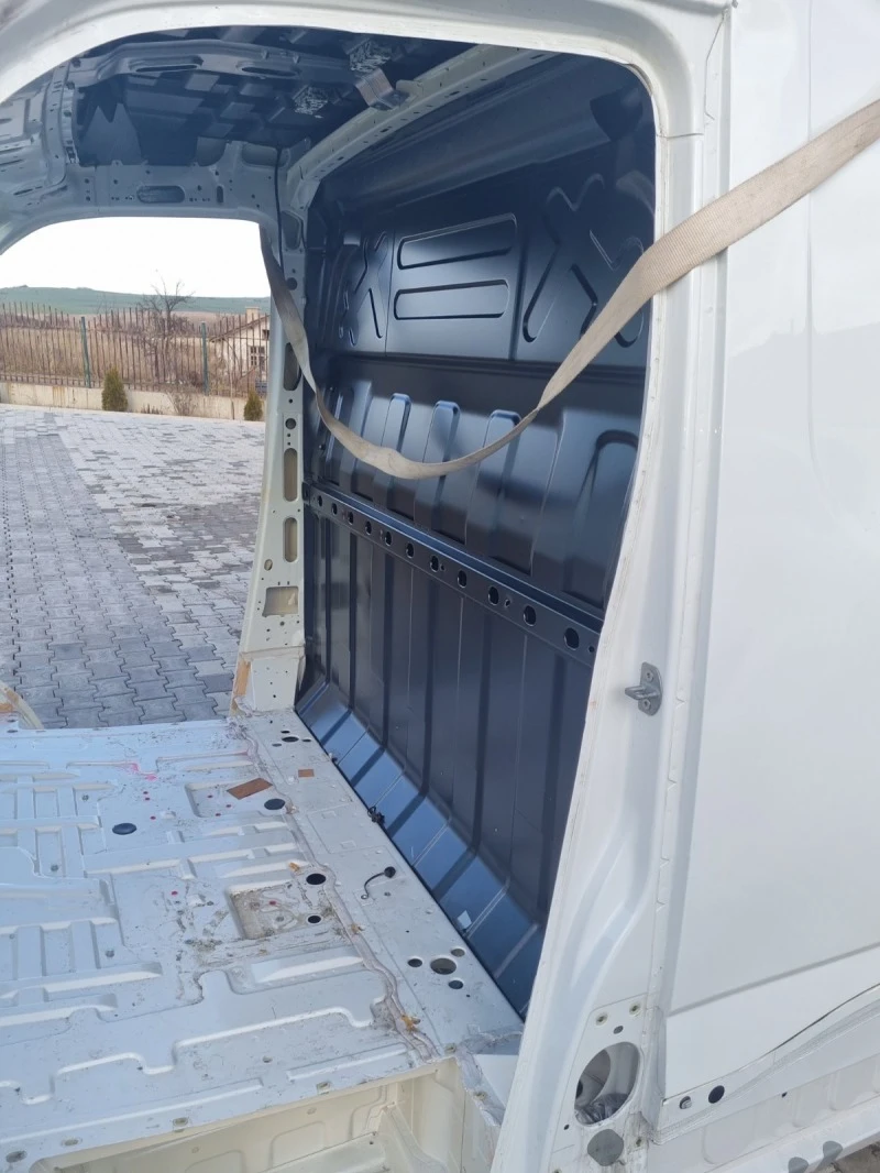 Iveco Daily, снимка 6 - Бусове и автобуси - 46274746