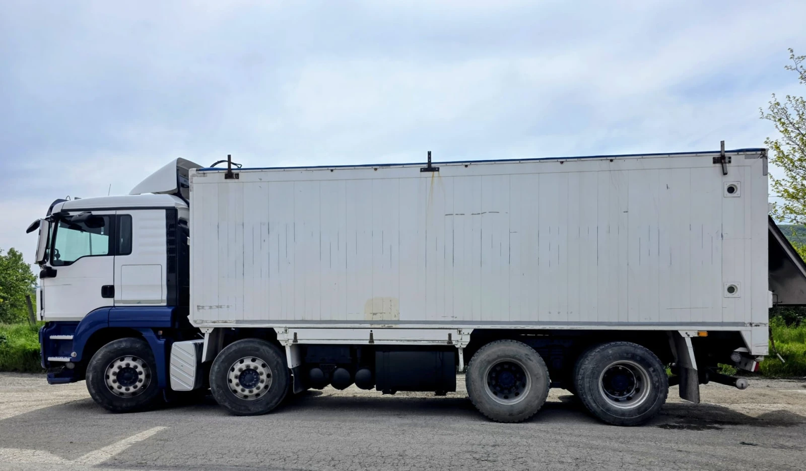 Man Tgs 8x4  ЗЪРНОВОЗ , снимка 4 - Камиони - 54208275