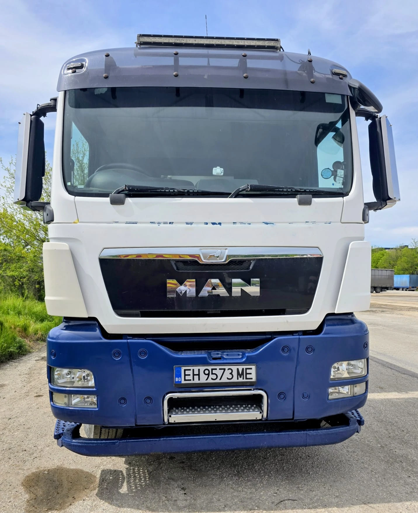 Man Tgs 8x4  ЗЪРНОВОЗ , снимка 8 - Камиони - 54208275