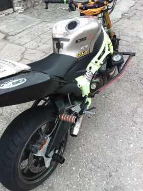  Kawasaki Zxr