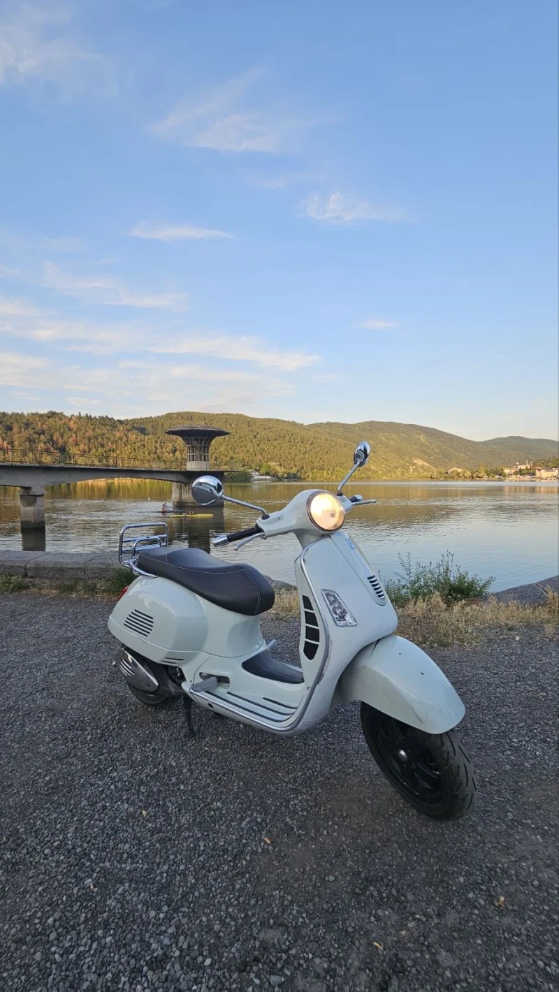 Vespa GTS Gts300 super sport, снимка 2 - Мотоциклети и мототехника - 52531705