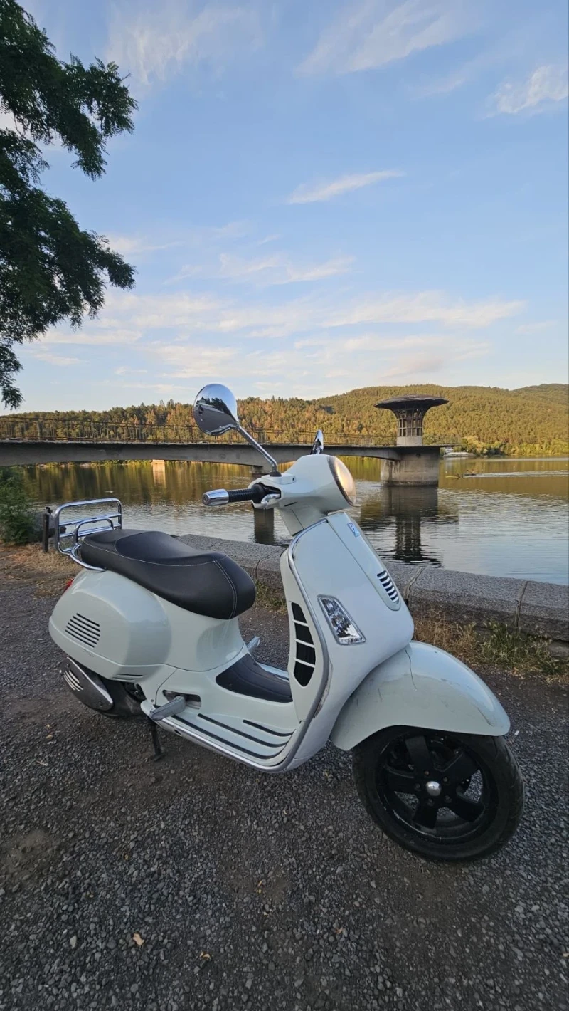 Vespa GTS Gts300 super sport, снимка 4 - Мотоциклети и мототехника - 52531705