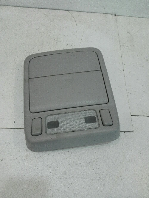 плафон за субару форестър преден