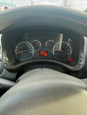 Fiat Panda 1.2 - 49.000 km ! Euro5 Пефект Гуми, снимка 13