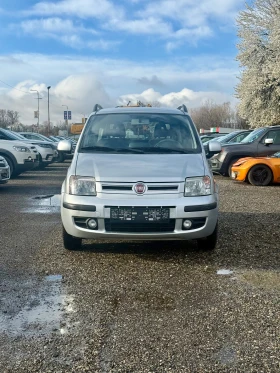 Fiat Panda 1.2 - 49.000 km ! Euro5 Пефект Гуми, снимка 2