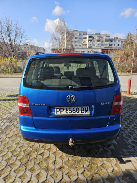 VW Touran, снимка 5 - Автомобили и джипове - 44684770