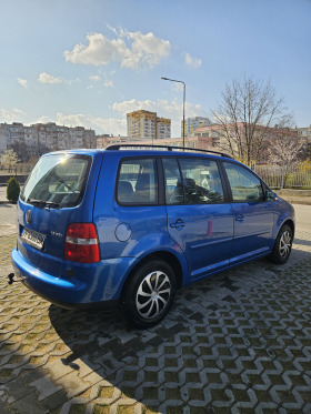 VW Touran, снимка 4 - Автомобили и джипове - 44684770