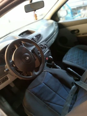 Renault Clio 1.5 , снимка 10