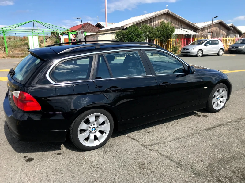 BMW 325 xi, снимка 4 - Автомобили и джипове - 47478861