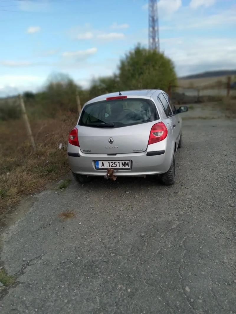 Renault Clio 1.5 , снимка 5 - Автомобили и джипове - 49204632