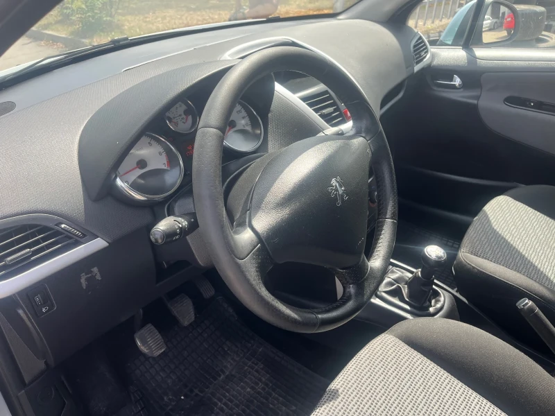 Peugeot 207 SW panorama, снимка 9 - Автомобили и джипове - 51497339