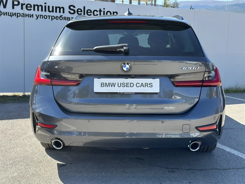 BMW 320 xDrive Туринг, снимка 10 - Автомобили и джипове - 51757280