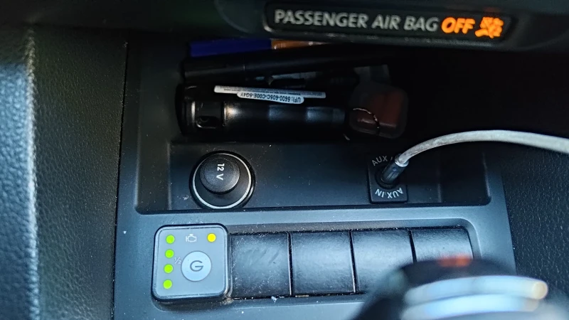 VW Jetta 2.5 , снимка 11 - Автомобили и джипове - 52262130