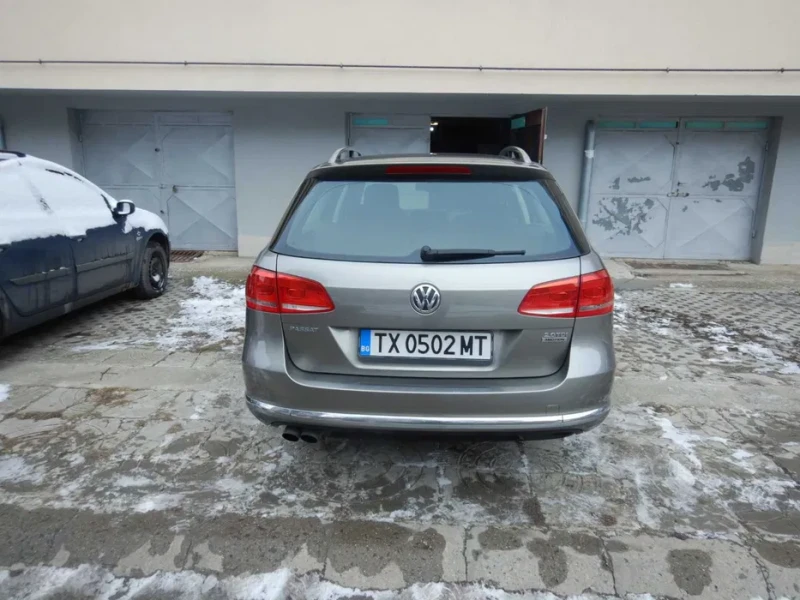 VW Passat, снимка 6 - Автомобили и джипове - 52724100