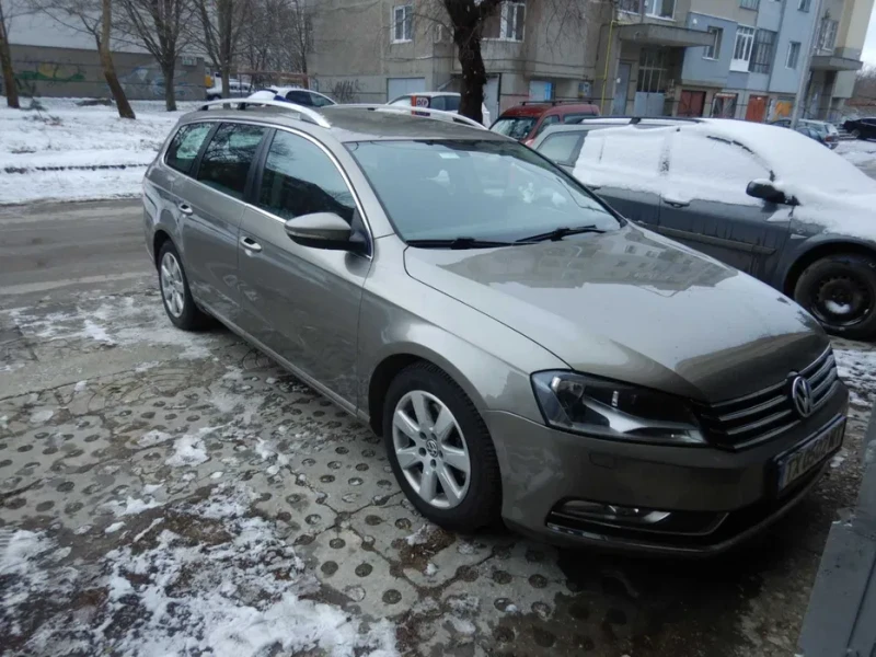VW Passat, снимка 2 - Автомобили и джипове - 52724100
