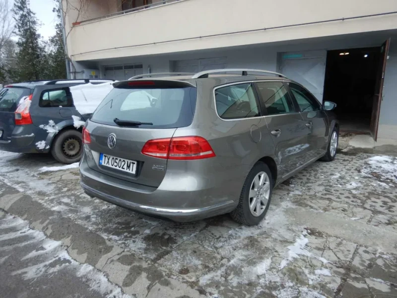 VW Passat, снимка 5 - Автомобили и джипове - 52724100