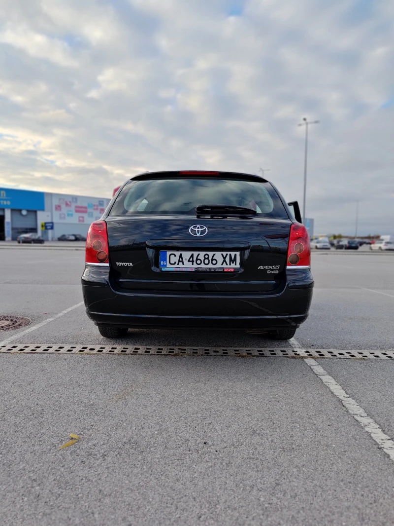 Toyota Avensis II , снимка 4 - Автомобили и джипове - 53307025