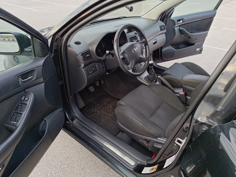 Toyota Avensis II , снимка 6 - Автомобили и джипове - 53307025