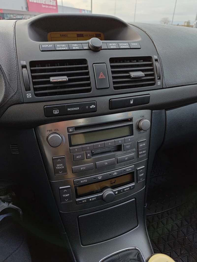 Toyota Avensis II , снимка 10 - Автомобили и джипове - 53307025