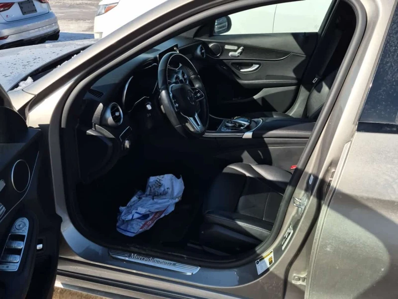 Mercedes-Benz C 300 * CARFAX * ЦЕНА ДО БГ, снимка 5 - Автомобили и джипове - 53523567