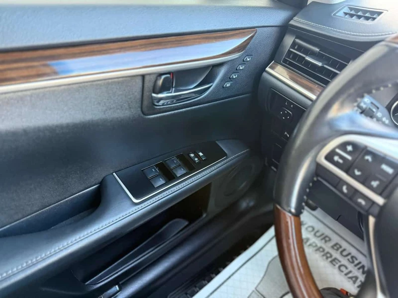 Lexus ES 350 * CARFAX * ОБДУХВАНЕ* ДВА КЛЮЧА* , снимка 11 - Автомобили и джипове - 53537394