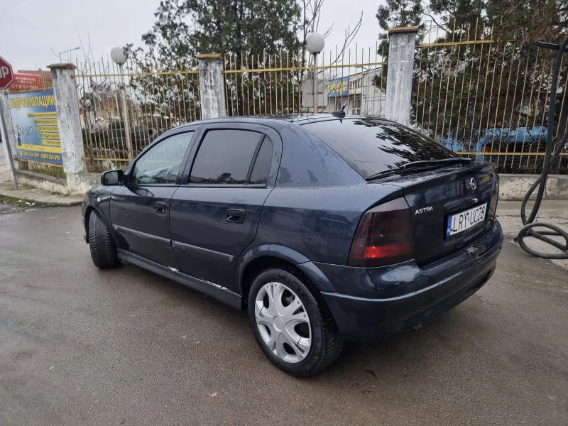 Opel Astra, снимка 3 - Автомобили и джипове - 53558793