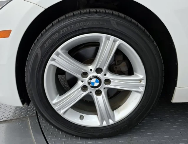 BMW 320 xDrive - изображение 5