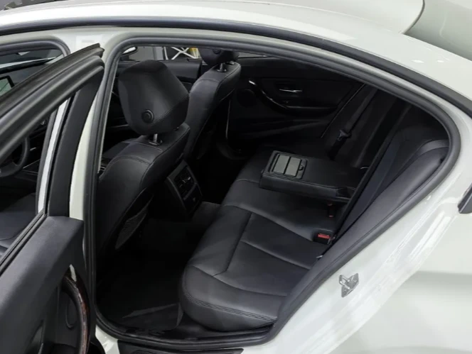 BMW 320 xDrive - изображение 10