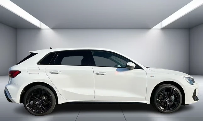 Audi A3 Sportback 40 TFSIe = S-line = Гаранция, снимка 3 - Автомобили и джипове - 53916374