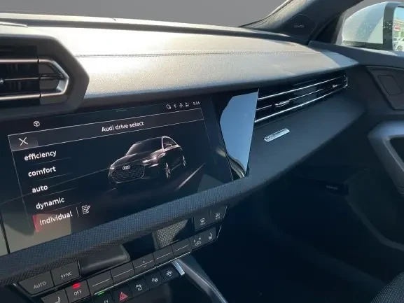 Audi A3 Sportback 40 TFSIe = S-line = Гаранция, снимка 9 - Автомобили и джипове - 53916374
