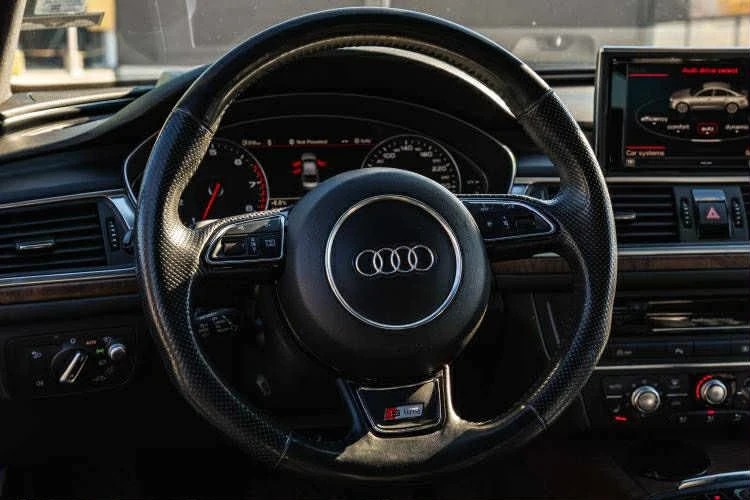 Audi A6 S-line 3.0 TFSI, снимка 6 - Автомобили и джипове - 55926608