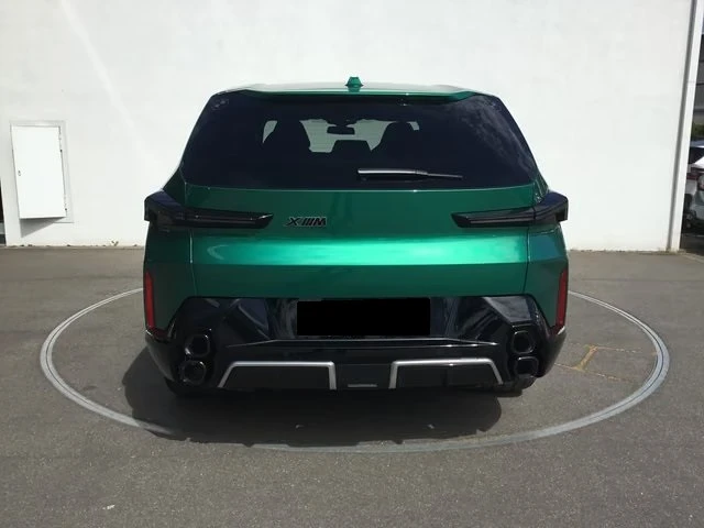 BMW XM 50e xDRIVE/INDIVIDUAL/HEAD UP/LASER/ICONINC GLOW, снимка 4 - Автомобили и джипове - 56004447