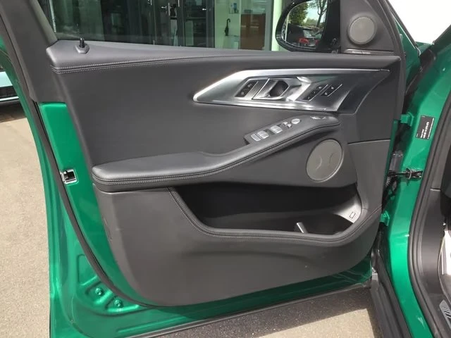 BMW XM 50e xDRIVE/INDIVIDUAL/HEAD UP/LASER/ICONINC GLOW, снимка 7 - Автомобили и джипове - 56004447
