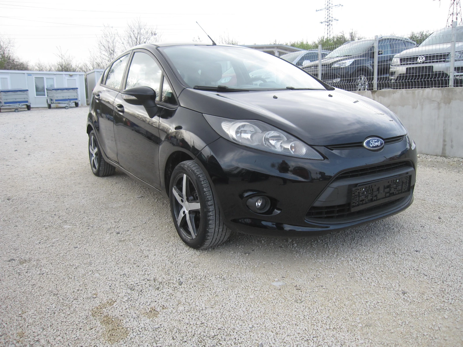 Ford Fiesta 1, 4-Газ. - изображение 2