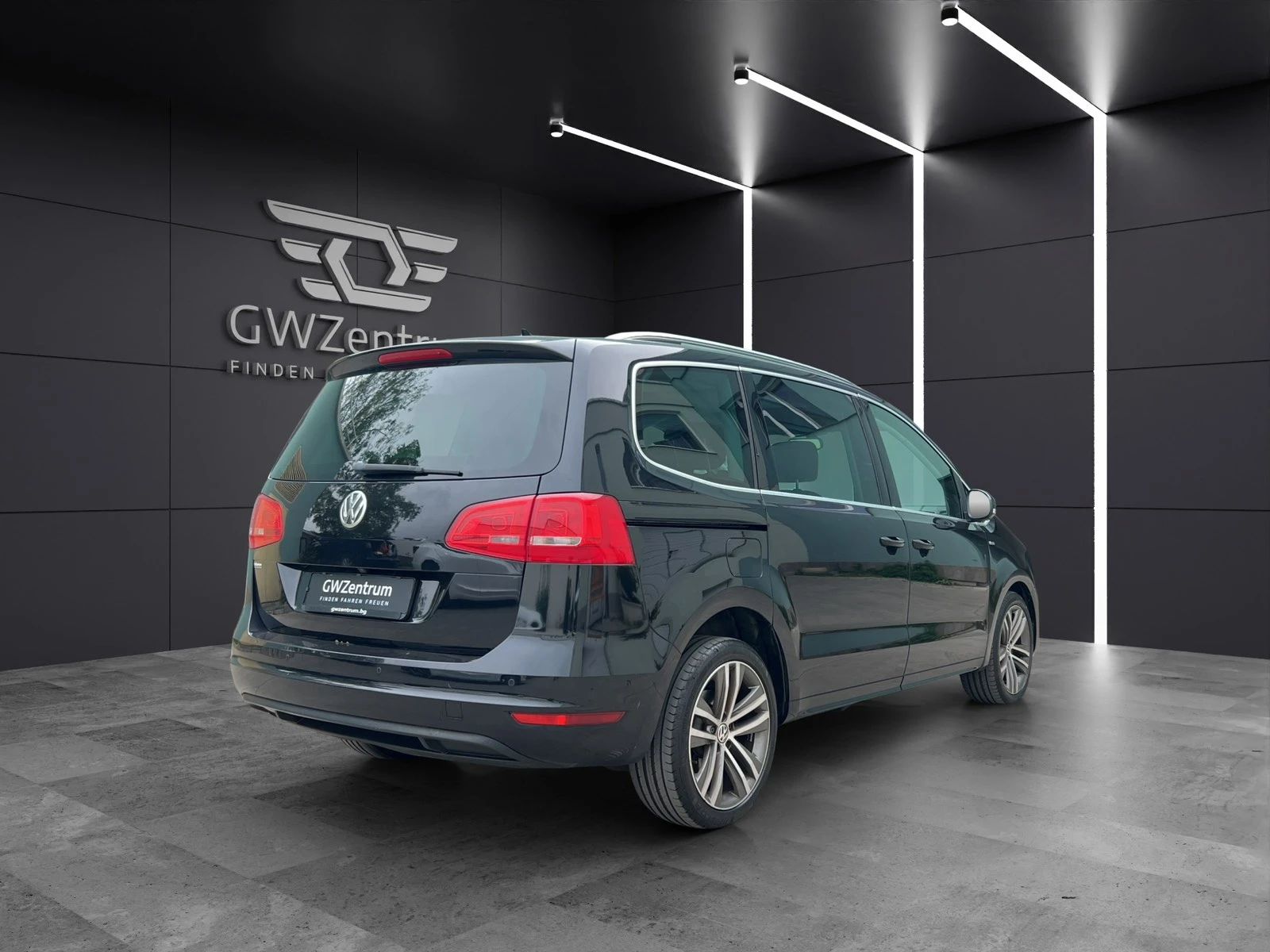 VW Sharan  - изображение 3